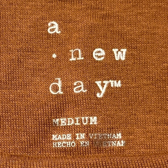 a new day Rust Tank Top - Picture 2 of 2